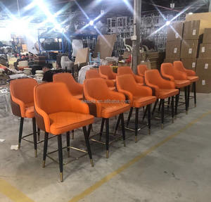 Ensemble <span class=keywords><strong>de</strong></span> 2 tabourets <span class=keywords><strong>de</strong></span> <span class=keywords><strong>bar</strong></span> modernes <span class=keywords><strong>en</strong></span> acier inoxydable doré avec pieds <span class=keywords><strong>en</strong></span> <span class=keywords><strong>cuir</strong></span> <span class=keywords><strong>véritable</strong></span> synthétique bleu et PU fabriqués <span class=keywords><strong>en</strong></span> Chine - Product Image 5