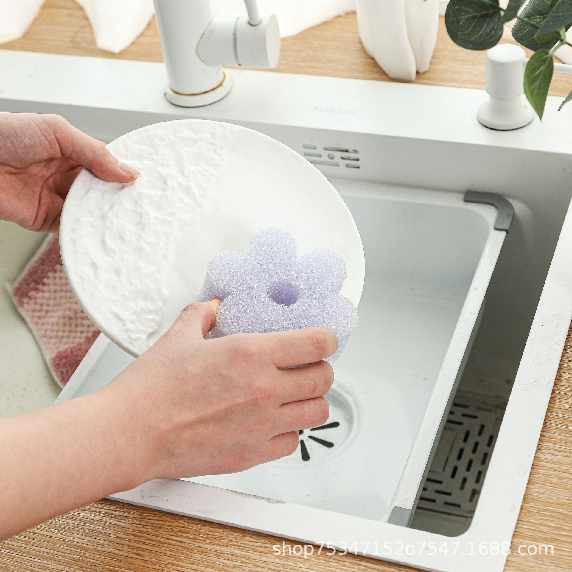 Motif floral [9,8*9,8*3,9 cm], couleur aléatoire.