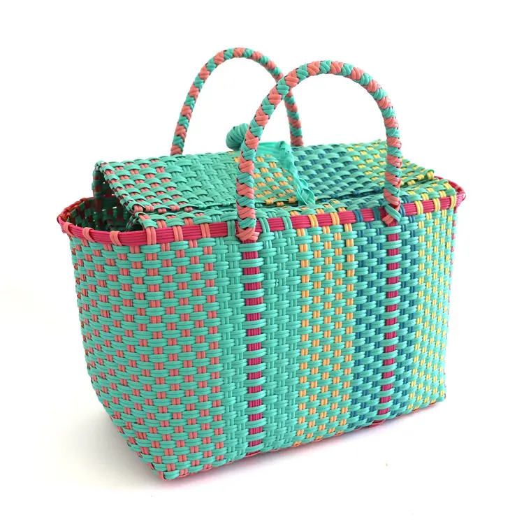 2023 wholesale Fashion Straw tote bag plastic woven vegetable basket market bag