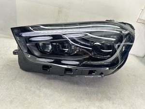 Kit <span class=keywords><strong>de</strong></span> Rénovation <span class=keywords><strong>de</strong></span> Phares LED pour Mercedes-Benz GLE W167 2020-2025 – Mise à Niveau <span class=keywords><strong>de</strong></span> <span class=keywords><strong>la</strong></span> Configuration <span class=keywords><strong>de</strong></span> Base à Haute avec Phares Avant LED Multi-faisce Style Multi- faisceaux - Product Image 5