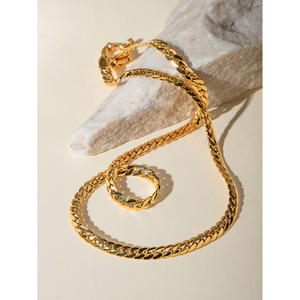Collar de Cadena de Serpiente de Tres Capas de Acero Inoxidable Chapado en <span class=keywords><strong>Oro</strong></span> de 18K, Estilo Vintage, para Boda, <span class=keywords><strong>Precio</strong></span> al por Mayor, Joyería que No se Deslustra - Product Image 4