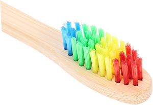 Brosse à dents jetable en gros 100 % biodégradable naturelle avec manche en bois et poils en charbon de bois pour usage domestique - Product Image 4