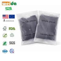 Sac à fermeture éclair en PE givré réutilisable personnalisé avec logo biodégradable résistant à l'humidité pour l'emballage des vêtements, des chaussettes et des chaussures