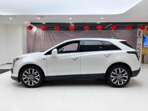 <span class=keywords><strong>Cadillac</strong></span> <span class=keywords><strong>XT5</strong></span> 2.0T Turbo AWD Premium 2022, voiture d'occasion en excellent état, conduite à gauche, intérieur foncé, sièges en cuir - Product Image 3