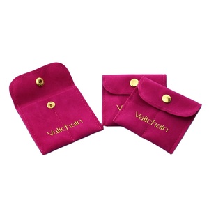 Pochette à bijoux en velours avec bouton logo doré, accessoires pour l'emballage de bagues et boucles d'oreilles - Product Image 5