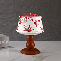 Meilleure vente transfrontalière : Bougie en céramique avec base en forme d'ampoule. Ajoute une ambiance idéale pour la décoration de table, les mariages, les cadeaux de pendaison de crémaillère.