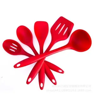 Manufacturers supply environmentally friendly silicone kitchen utensils set of 5 Silicone package nylon cooking shovel spoon set