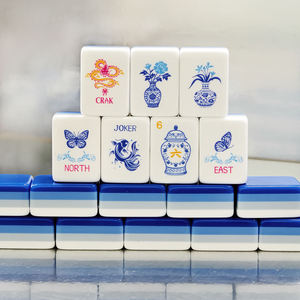 En Stock: Fichas de Mahjong Acrílicas Azules y Blancas al por Mayor para Fiestas y Viajes con Dados Gratis y Bolsa Portátil - Product Image 2