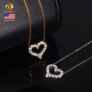 EE. UU. Stock local Envío rápido Pequeños dijes de corazón 925 Plata <span class=keywords><strong>Moissanite</strong></span> Pass Diamond Test Collar de corazón chapado en oro para mujeres - Product Image 1