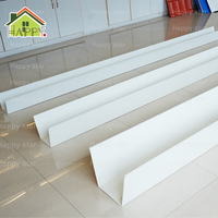 Chine Fabrication de gouttières de toit Chaînes de pluie Gouttière Prix Ghana Tuyau de descente carré en PVC blanc