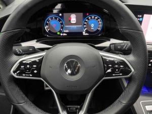 2021 Usado <span class=keywords><strong>VW</strong></span> <span class=keywords><strong>Golf</strong></span> R-Line Gasolina Coche 7 velocidades Doble Embrague Hatchback <span class=keywords><strong>Segunda</strong></span> <span class=keywords><strong>Mano</strong></span> - Product Image 4
