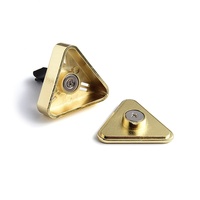 Diffuseur d'air désodorisant triangulaire en métal de couleur personnalisée, parfum pour voiture, clip de ventilation