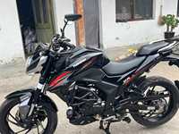 Moto Haojue DR190 à refroidissement par air, EFI, frein hydraulique, faible entretien, idéale pour les trajets urbains, ruraux et familiaux sur de courtes distances