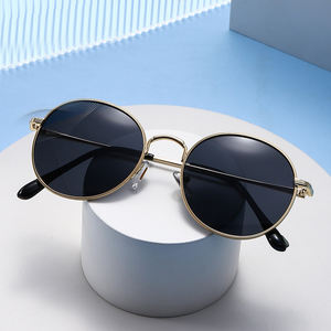 LBASHADES 8030 Gold Metal Frame Sunglasses Retro Hip Hop Punk Style <strong>Korean</strong> Tide Personality <strong>Glasses</strong> for Men and Women - Product Image 2