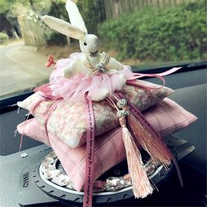 <span class=keywords><strong>Sac</strong></span> de charbon de bambou voiture avec fleur séchée lapin voiture paquet de carbone déodorant fournitures au goût paquet de charbon actif - Product Image 1