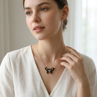 Collier pendentif papillon élégant en zircon noir marquise avec accent en zircon blanc, bijoux plaqués or