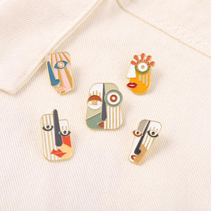 Visage abstrait émail broches moderne géométrique Portrait Art métal broches animaux Badges broches vers le haut cadeau pour hommes <span class=keywords><strong>femmes</strong></span> accessoires - Product Image 3