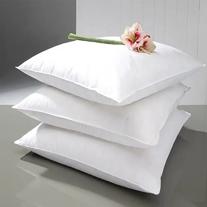 Travesseiro quadrado branco 100% poliéster, inserções de travesseiro 45x45
