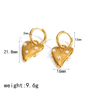 ต่างหูจี้รูปหัวใจ Landy Pearl ไม่ลอกสี ชุบทอง 18k สำหรับงานปาร์ตี้ - Product Image 6