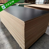 Vente en gros de feuilles de bois MDF stratifié mélaminé de couleur bois grainé 4x8 pour meubles
