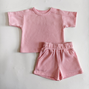 Vêtements d'été pour bébé OEM, ensemble décontracté pour garçon en 2 pièces, t-<span class=keywords><strong>shirt</strong></span> à manches courtes en tricot gaufré et short <span class=keywords><strong>de</strong></span> sport - Product Image 2