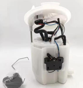 Conjunto de bomba de combustible nuevo A2054704900 de alta calidad 2054704900 para Mercedes Benz W205 C205 S205 C257 W213 A238 <span class=keywords><strong>C238</strong></span> C253 - Product Image 1