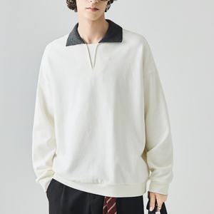 <span class=keywords><strong>Felpa</strong></span> da Uomo Oversize <span class=keywords><strong>con</strong></span> <span class=keywords><strong>Colletto</strong></span> a Contrasto, Scollo a V <span class=keywords><strong>Bianco</strong></span> Crema <span class=keywords><strong>con</strong></span> <span class=keywords><strong>Colletto</strong></span> Polo Strutturato - Product Image 1