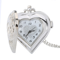Jam Saku Mini Desain Hati dengan Liontin Kalung Fashion