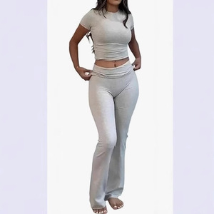 Abbigliamento sportivo estivo da Yoga per <span class=keywords><strong>donna</strong></span>, Cross-Border, due pezzi, t-shirt a girocollo, <span class=keywords><strong>pantaloni</strong></span> svasati a vita bassa per il tempo libero - Product Image 1