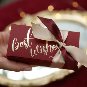 カスタム印刷された小さな白い豪華なパーティーの招待状は、リボン付きの甘い包装の結婚式のギフトチョコレートボックスキャンディーボックスを支持します - Product Image 2