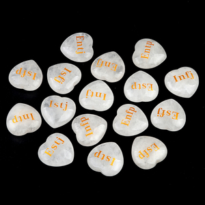 Pierre de guérison en cristal de <span class=keywords><strong>type</strong></span> MBTI gravée à la main, écologique, or, 30 mm, en forme de cœur, différentes mots, cadeaux - Product Image 4