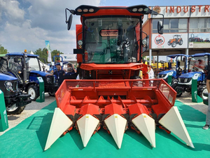 Chinese Top Brand Chinese Top Brand Gm100 Bibo Chinese Brand 139kw High Productivity Gm100 Wheel Combine <b>Harvester</b> on Sale - Product Image 4