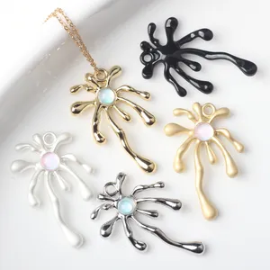 Pingente de aranha incrustado com zircônio pintado em spray de liga para pulseira DIY, colar, acessórios de joias da moda