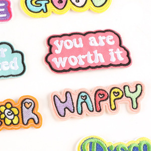 Parches Termoadhesivos Bordados Personalizados <span class=keywords><strong>de</strong></span> Alta Calidad con Letras <span class=keywords><strong>de</strong></span> Dibujos Animados y <span class=keywords><strong>Frases</strong></span> <span class=keywords><strong>para</strong></span> Gorras - Product Image 2