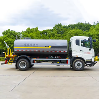 Camion-citerne à eau HOWO de 15 000 litres