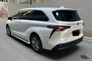 <span class=keywords><strong>Sienna</strong></span> <span class=keywords><strong>2023</strong></span> Edición de Lujo Híbrida 2.5L, MPV de 7 Plazas para Exportación - Product Image 4