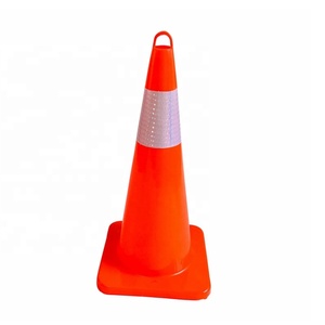 Çin fabrika kaliteli kırmızı yansıtıcı trafik <span class=keywords><strong>PVC</strong></span> güvenlik konisi PE trafik konisi - Product Image 6
