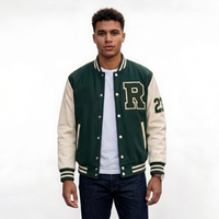 Chaqueta Varsity Unisex Verde con Letra R, Cierre de Botones, Bolsillo Frontal Bordado, Corte Regular, Estilo Urbano, Ropa de Invierno 3D