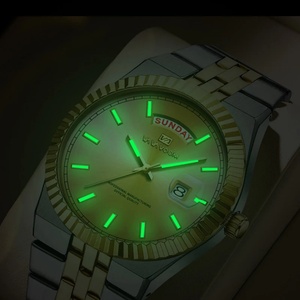 Montre de luxe pour homme d'affaires, montre à date et jour, étanche, lumineuse, en acier inoxydable, quartz, montre-bracelet tendance pour homme - Product Image 4