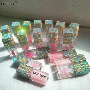 Brillant à <span class=keywords><strong>l</strong></span>èvres végétalien de marque privée Brillant à <span class=keywords><strong>l</strong></span>èvres hydratant avec strass Autres cosmétiques pour les <span class=keywords><strong>l</strong></span>èvres - Product Image 6