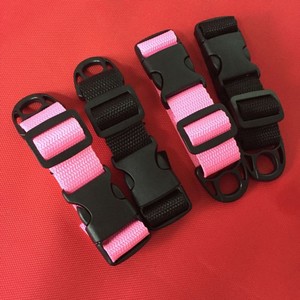 Hebillas de Plástico con Bloqueo Automático de 2.5cm y 3.8cm para Aplicaciones de Flejado y Unión - Product Image 1