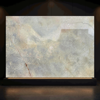 Panneaux de revêtement en marbre jaune beige pour mur d'accentuation dans le salon
