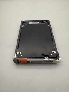 D4-2SFXL-800 5TB SAS <b>Hard</b> <b>Drive</b> 005053166 005053167 APPLY to Unity 380 380F 480 480F 680 680F 880 880F - Product Image 3