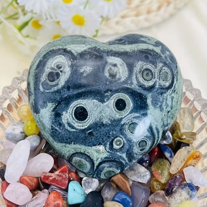 Venta al por Mayor de Piedras Talladas en Forma de Corazón con Ojo de Pavo Real Natural, Regalo Perfecto para Navidad, Halloween, Pascua, Acción de Gracias - Product Image 3