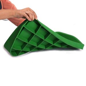 कैसे सच नई शैली क्षमता पकड़ <span class=keywords><strong>100</strong></span> गेंदों के लिए जल निकासी छेद के साथ रबर ग्रीन गोल्फ गेंदों नरम ट्रे गोल्फ ड्राइविंग रेंज - Product Image 5