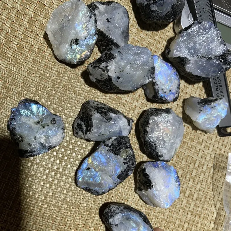 Rainbow Moonstone Jatuh Batu-1-2 Inch Panjang Batu dari India-Penyembuhan Kristal Batu