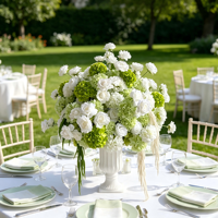 Centre de table floral artificiel vert sauge, orchidée blanche et hortensia, avec vase doré, pour décoration de réception extérieure de mariage