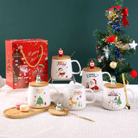 Mug en céramique de Noël mignon avec poupée 3D, couvercle en bois, cuillère dorée, coffret cadeau, vaisselle en céramique pour les fêtes, tasse à thé