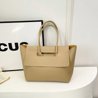 Nouveau Sac Fourre-tout Élégant Grande Capacité pour Femme, Sac à Main de Luxe de Créateur, Sac de Shopping et de Voyage avec Rabat, Sac Tendance