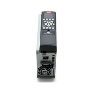 Convertidor de Frecuencia Original Danfoss FC-302 FC-302P3K0T5E20H2XGC 131H3438, en Oferta - Product Image 1